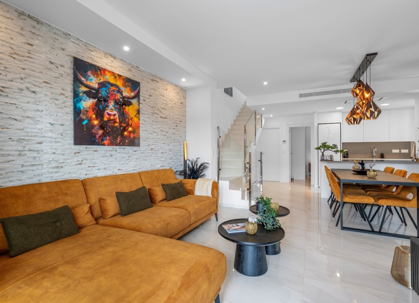 Resale - Villa / House - Orihuela Costa - Orihuela