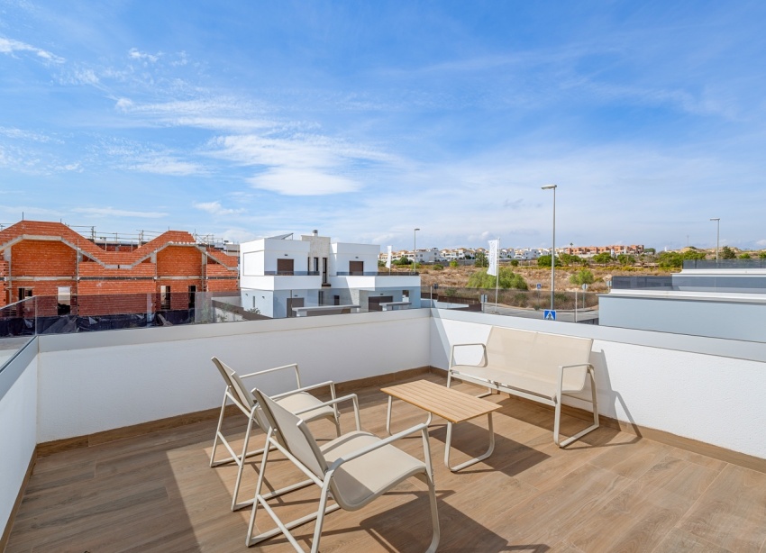 Resale - Villa / House - Orihuela Costa - Orihuela
