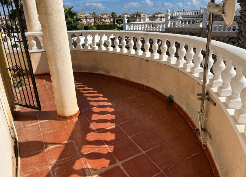 Resale - Villa / House - Orihuela Costa - Playa Flamenca