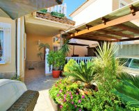 Resale - Villa / House - Orihuela Costa - Playa Flamenca