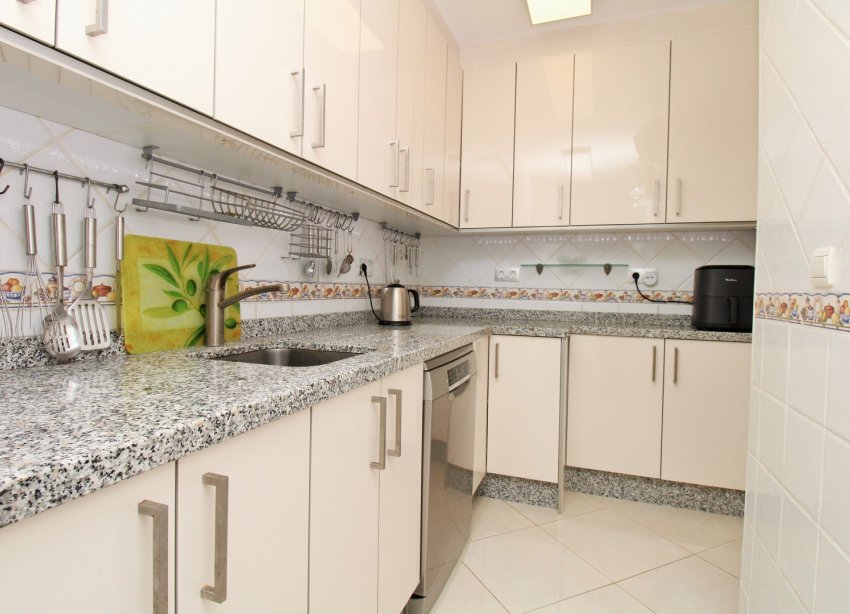 Resale - Villa / House - Orihuela Costa - Playa Flamenca