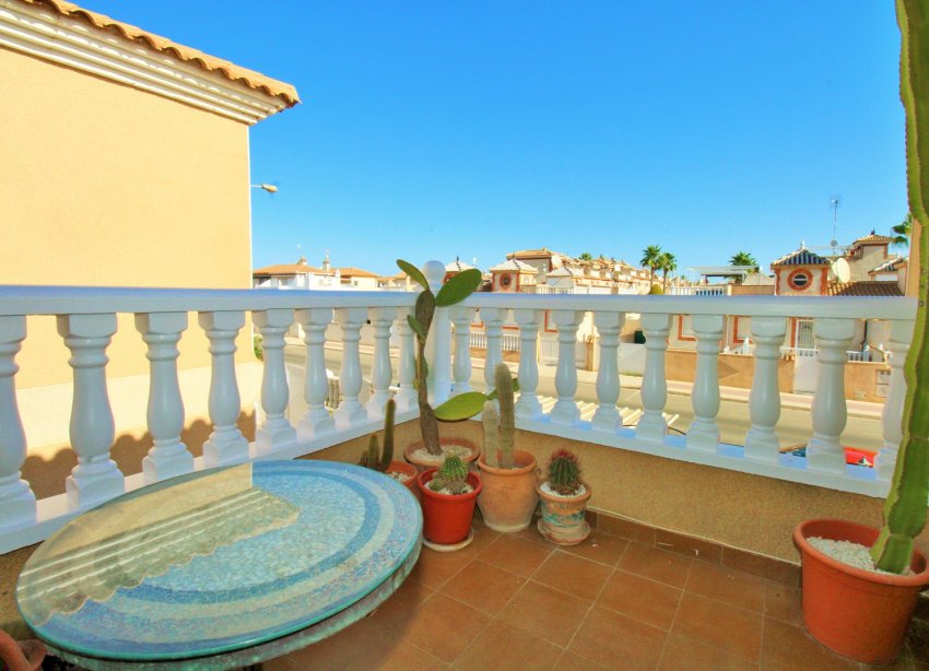 Resale - Villa / House - Orihuela Costa - Playa Flamenca