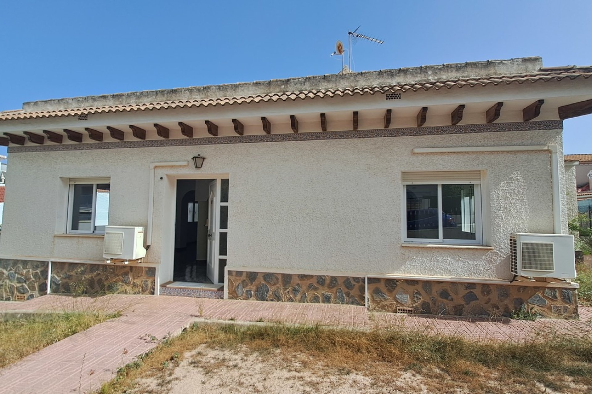 Resale - Villa / House - Orihuela Costa - Villamartín