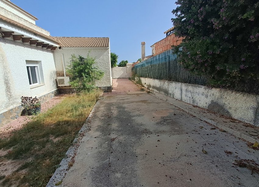 Resale - Villa / House - Orihuela Costa - Villamartín