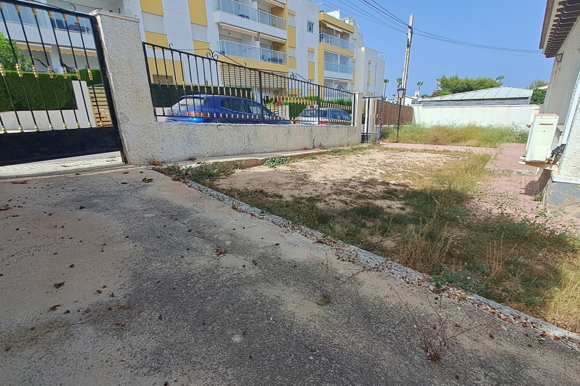 Resale - Villa / House - Orihuela Costa - Villamartín