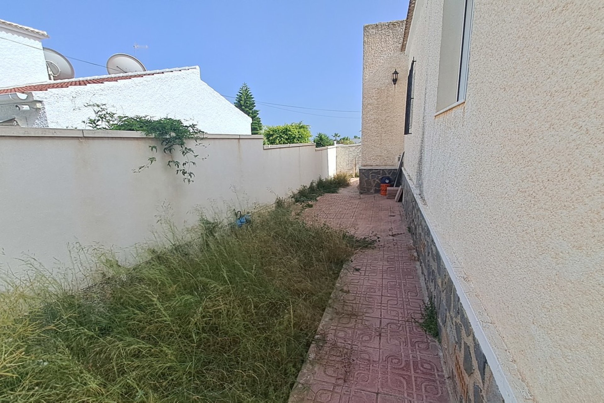 Resale - Villa / House - Orihuela Costa - Villamartín