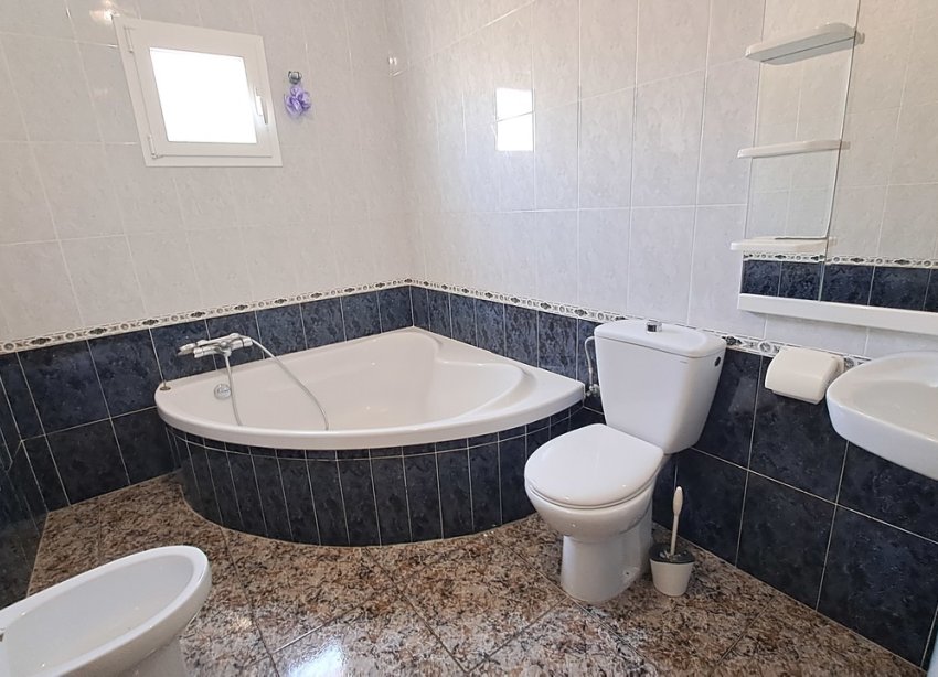 Resale - Villa / House - Orihuela Costa - Villamartín