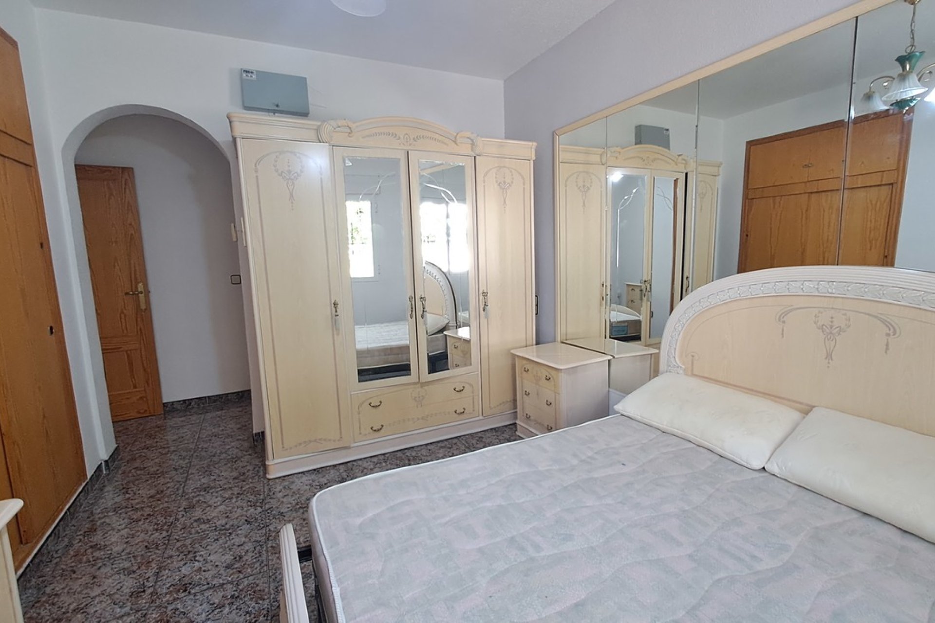 Resale - Villa / House - Orihuela Costa - Villamartín