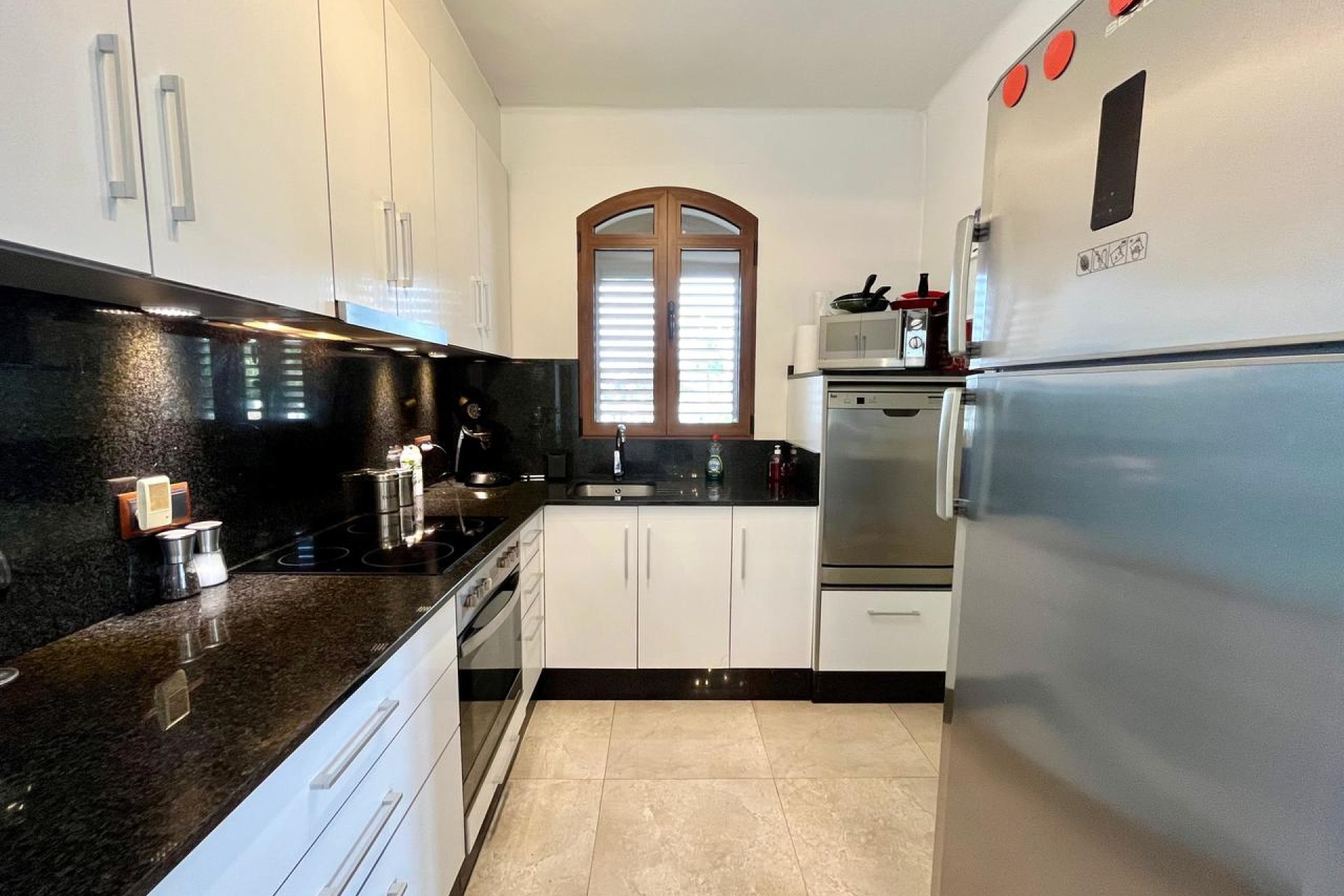 Resale - Villa / House - Orihuela Costa - Villamartín