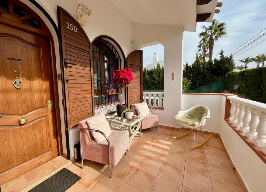 Resale - Villa / House - Orihuela Costa - Villamartín