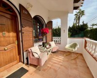 Resale - Villa / House - Orihuela Costa - Villamartín