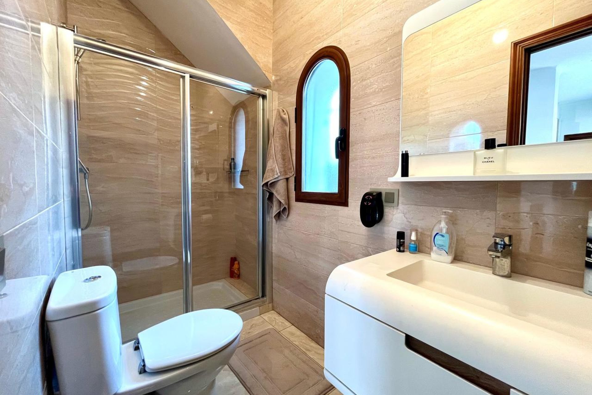 Resale - Villa / House - Orihuela Costa - Villamartín