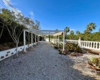 Resale - Villa / House - Orihuela Costa - Villamartín