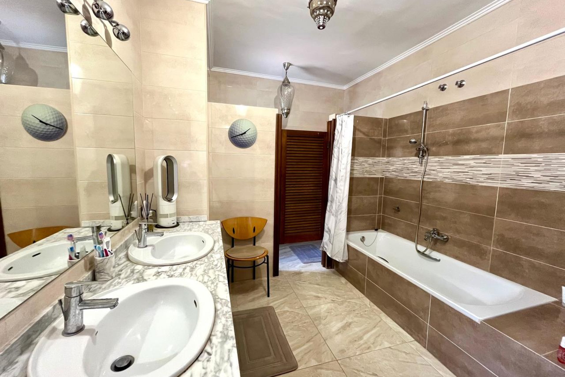 Resale - Villa / House - Orihuela Costa - Villamartín