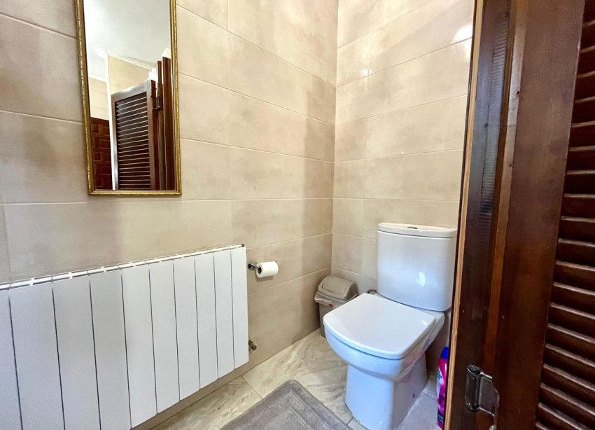 Resale - Villa / House - Orihuela Costa - Villamartín