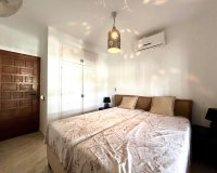 Resale - Villa / House - Orihuela Costa - Villamartín