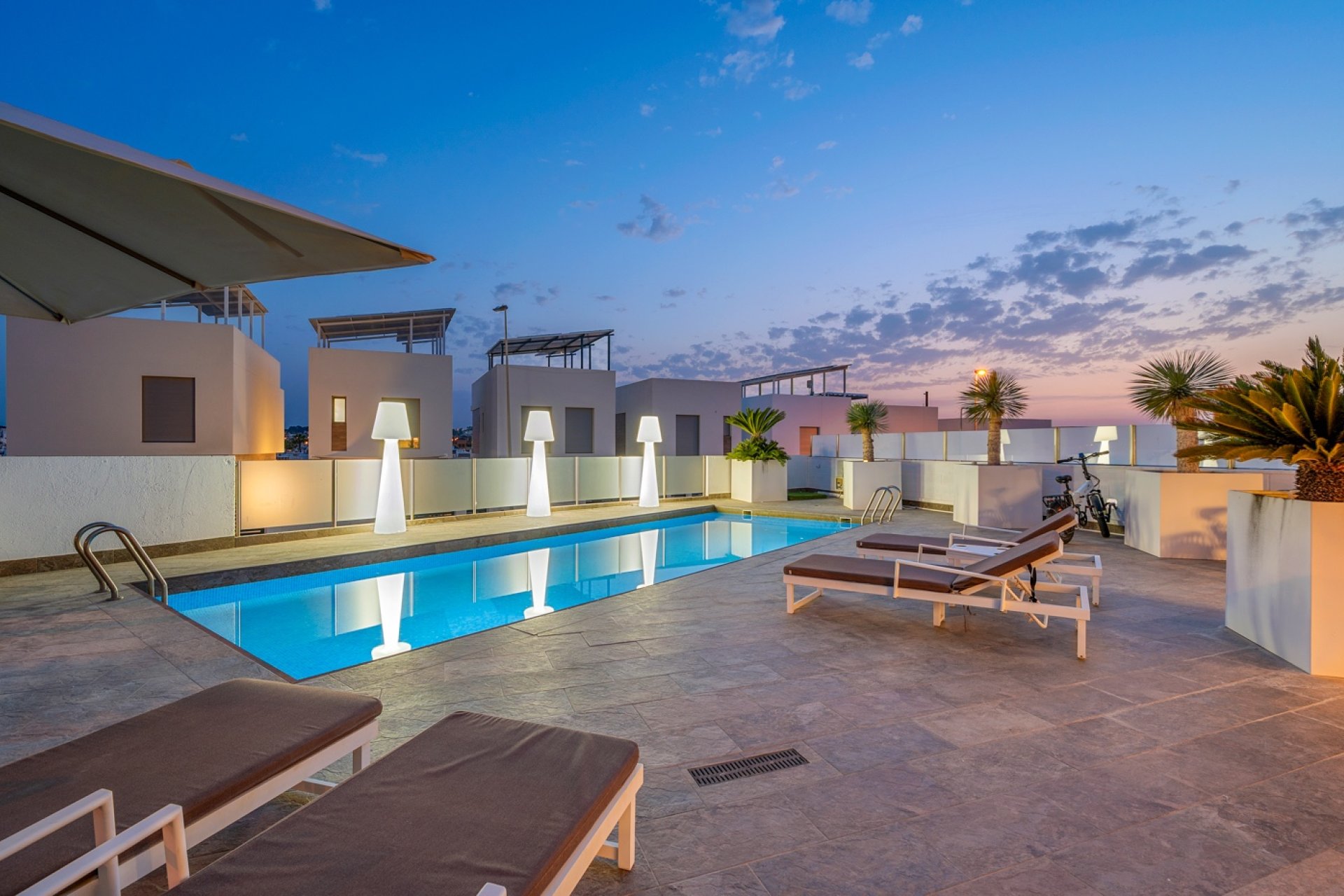 Resale - Villa / House - Orihuela Costa - Villamartín