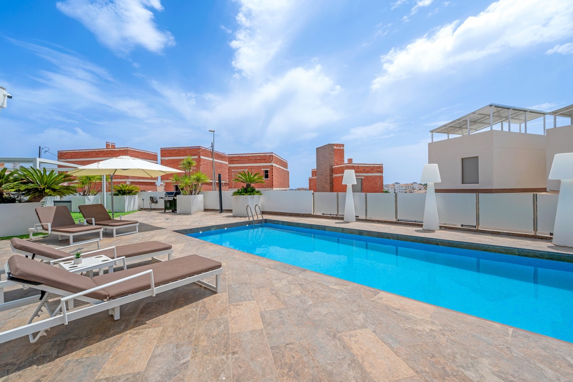 Resale - Villa / House - Orihuela Costa - Villamartín