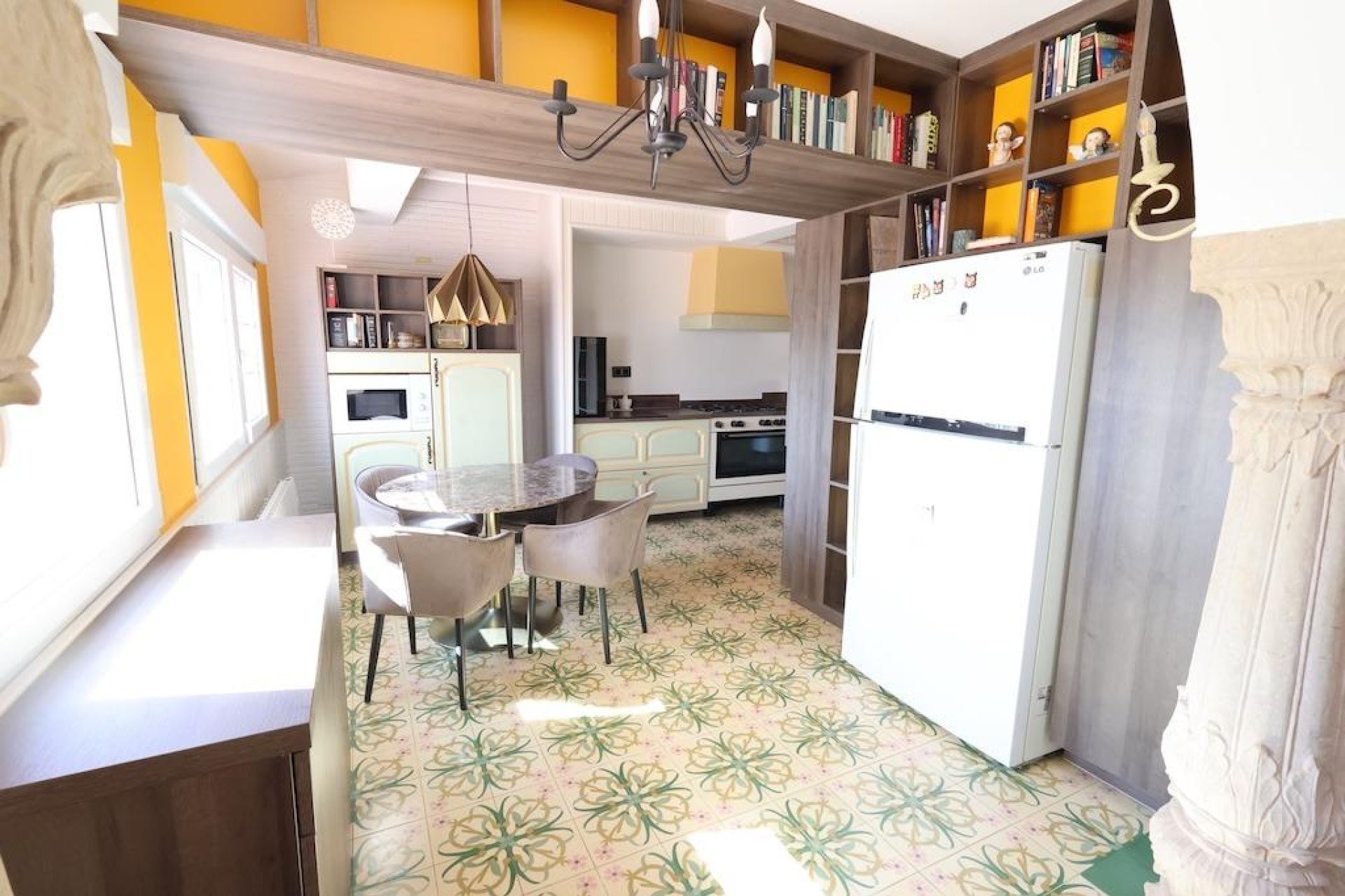 Resale - Villa / House - Orihuela Costa - Villamartín