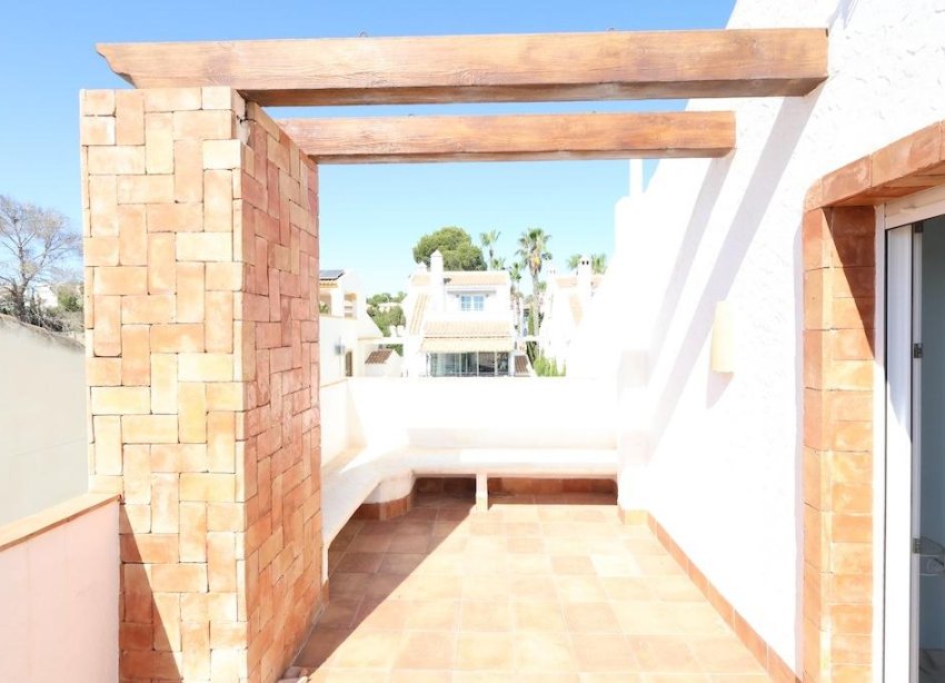 Resale - Villa / House - Orihuela Costa - Villamartín