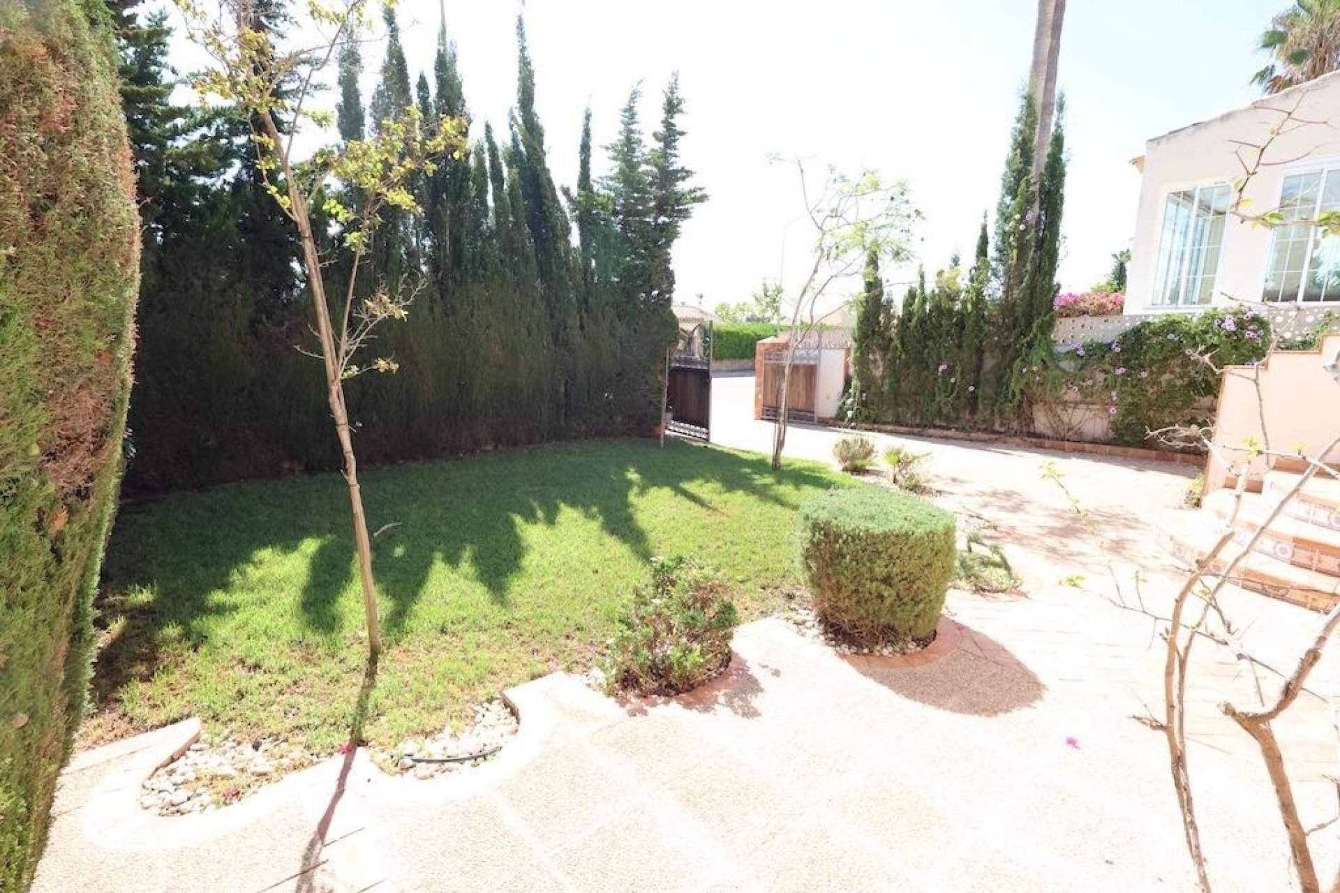 Resale - Villa / House - Orihuela Costa - Villamartín