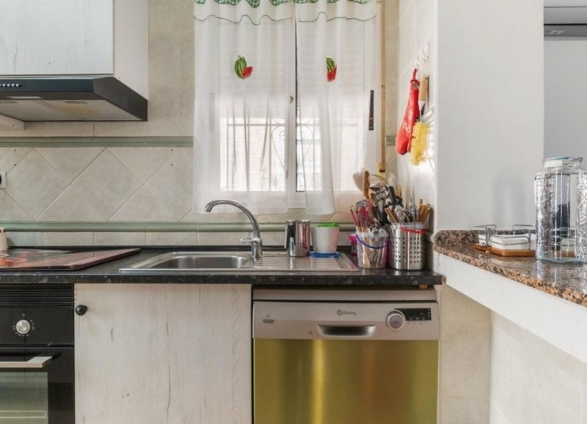 Resale - Villa / House - Orihuela Costa - Villamartín