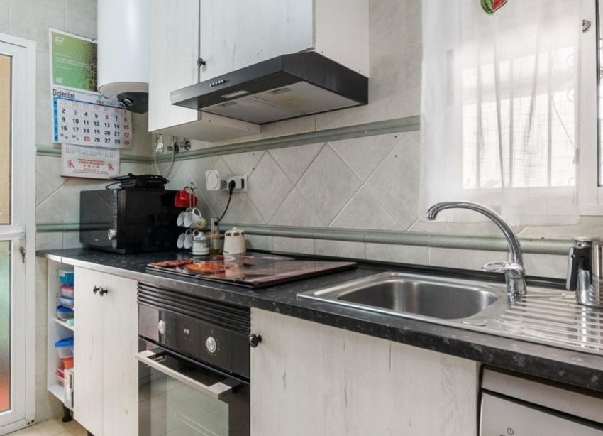 Resale - Villa / House - Orihuela Costa - Villamartín