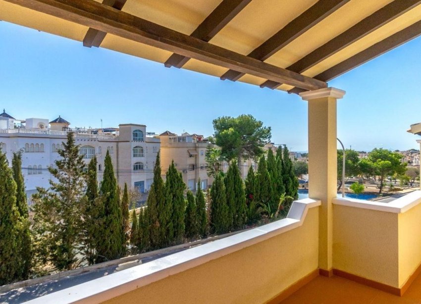 Resale - Villa / House - Orihuela Costa - Villamartín