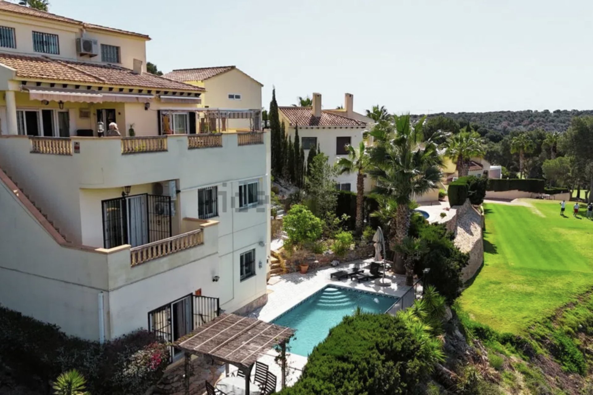 Resale - Villa / House - Orihuela Costa - Villamartín