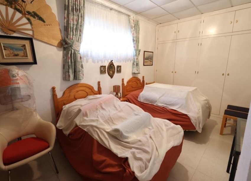 Resale - Villa / House - Orihuela Costa - Villamartín