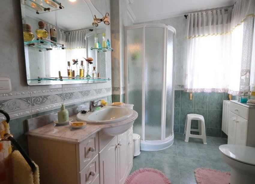 Resale - Villa / House - Orihuela Costa - Villamartín