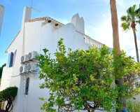 Resale - Villa / House - Orihuela Costa - Villamartín