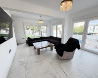 Resale - Villa / House - Orihuela Costa - Villamartín