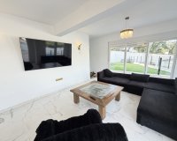 Resale - Villa / House - Orihuela Costa - Villamartín