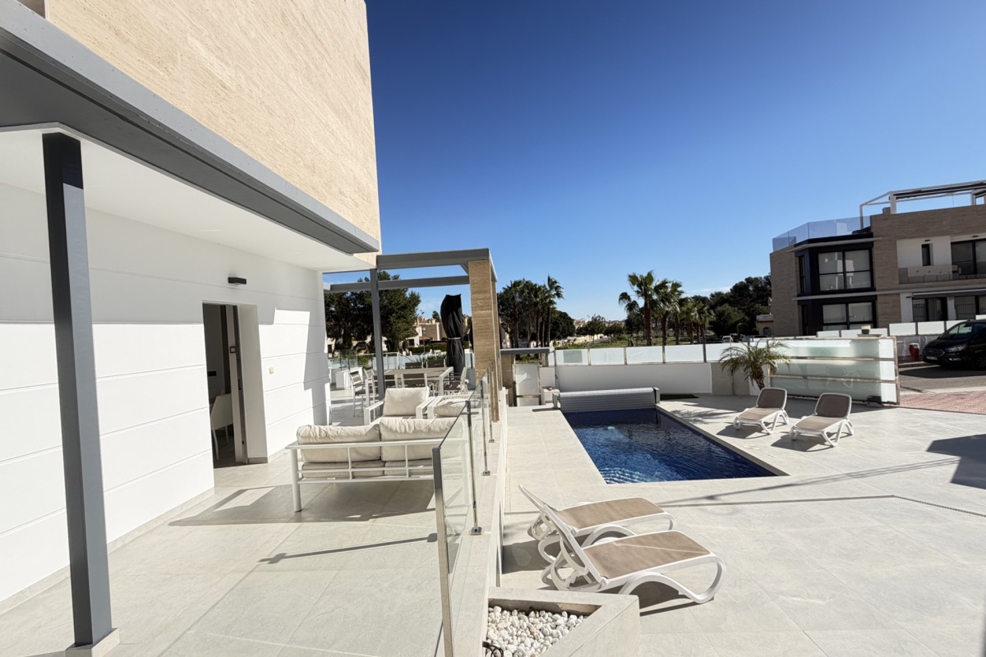 Resale - Villa / House - Orihuela Costa - Villamartín