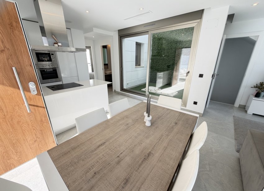 Resale - Villa / House - Orihuela Costa - Villamartín