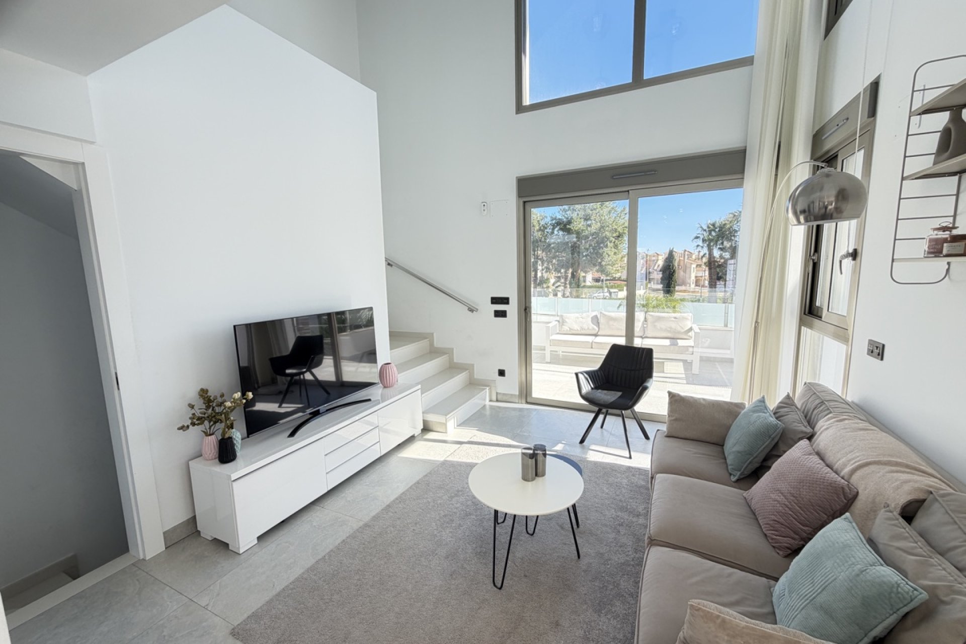 Resale - Villa / House - Orihuela Costa - Villamartín