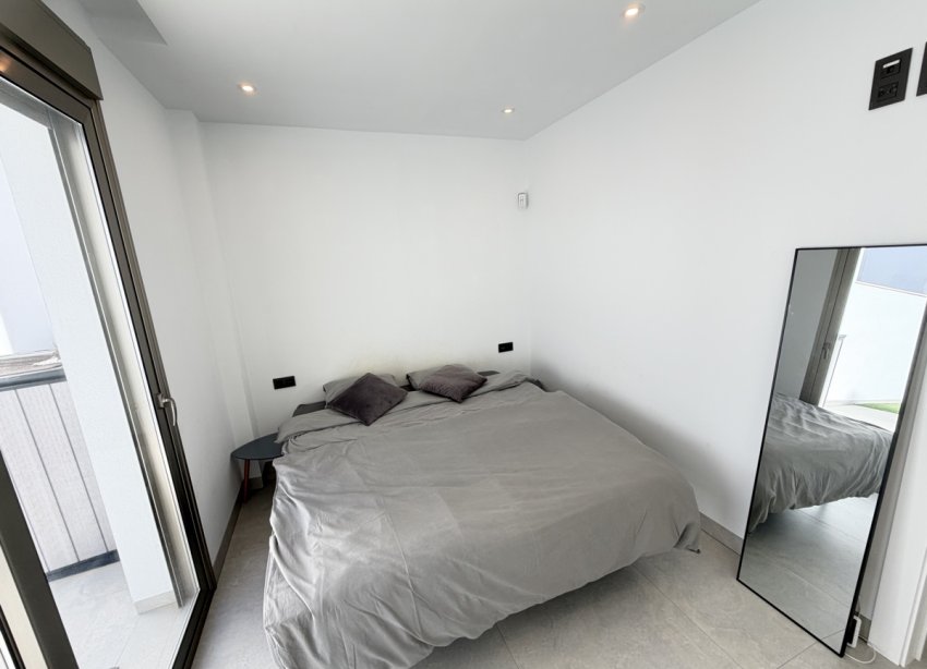 Resale - Villa / House - Orihuela Costa - Villamartín