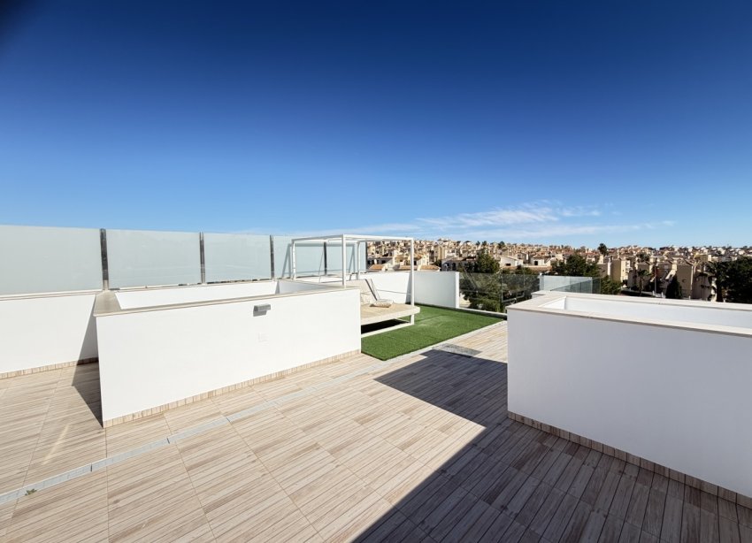 Resale - Villa / House - Orihuela Costa - Villamartín