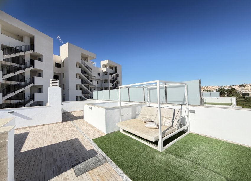 Resale - Villa / House - Orihuela Costa - Villamartín