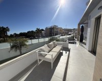 Resale - Villa / House - Orihuela Costa - Villamartín