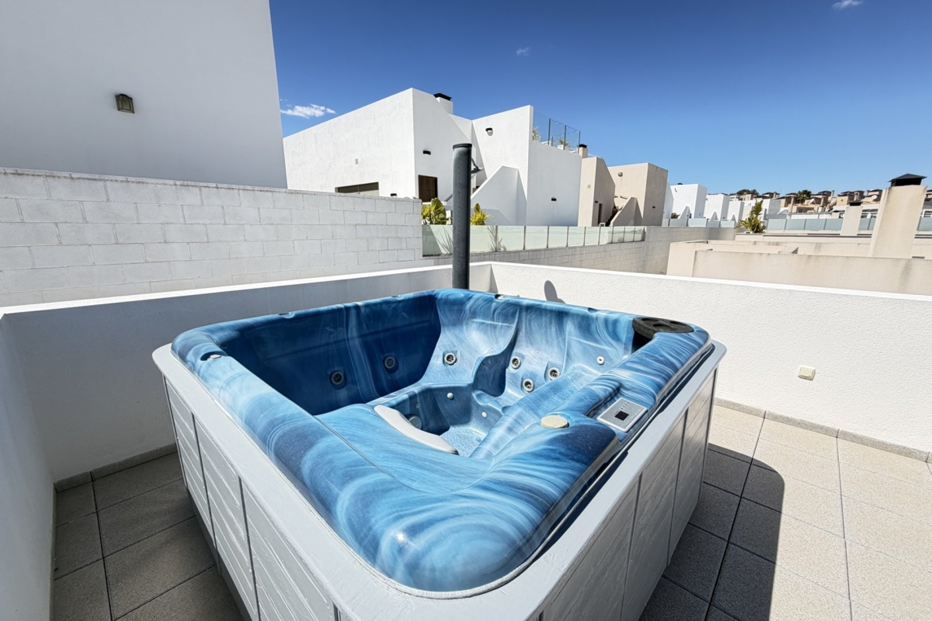 Resale - Villa / House - Orihuela Costa - Villamartín