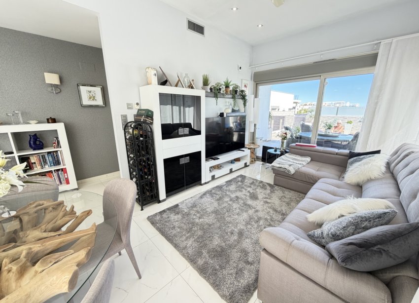 Resale - Villa / House - Orihuela Costa - Villamartín