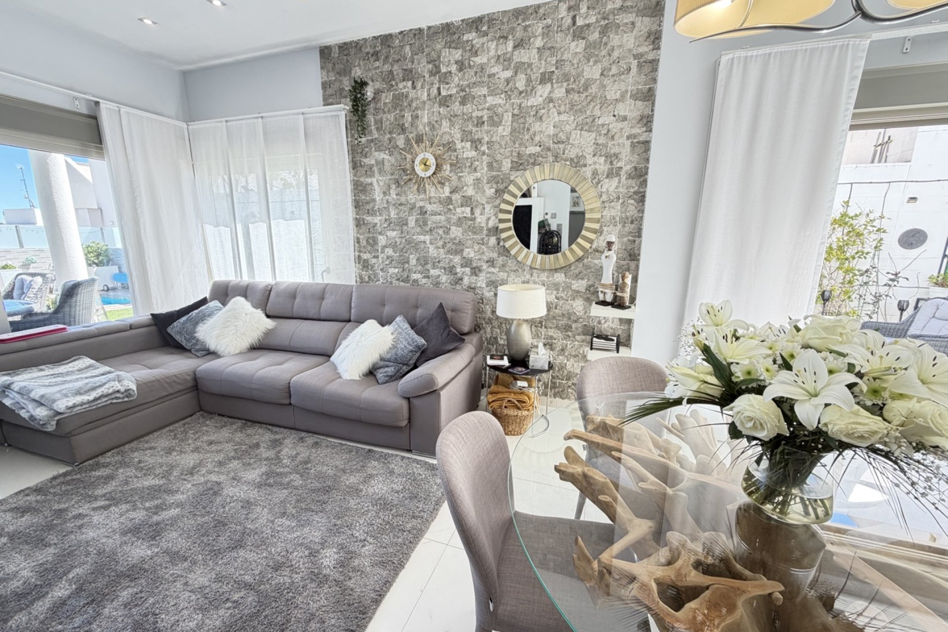 Resale - Villa / House - Orihuela Costa - Villamartín