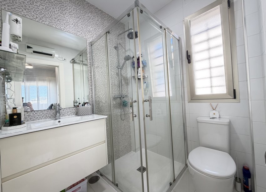 Resale - Villa / House - Orihuela Costa - Villamartín