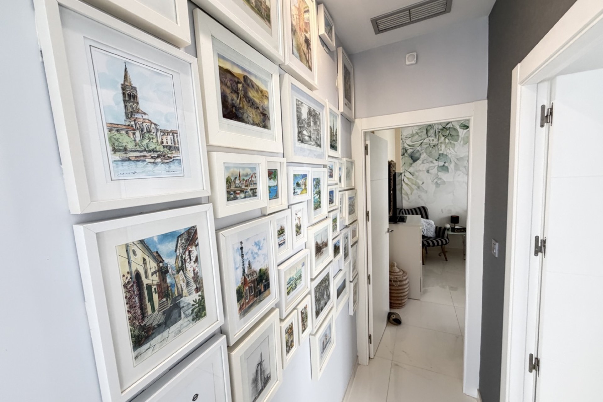Resale - Villa / House - Orihuela Costa - Villamartín