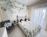 Resale - Villa / House - Orihuela Costa - Villamartín