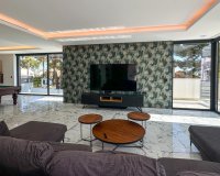 Resale - Villa / House - Orihuela Costa - Villamartín
