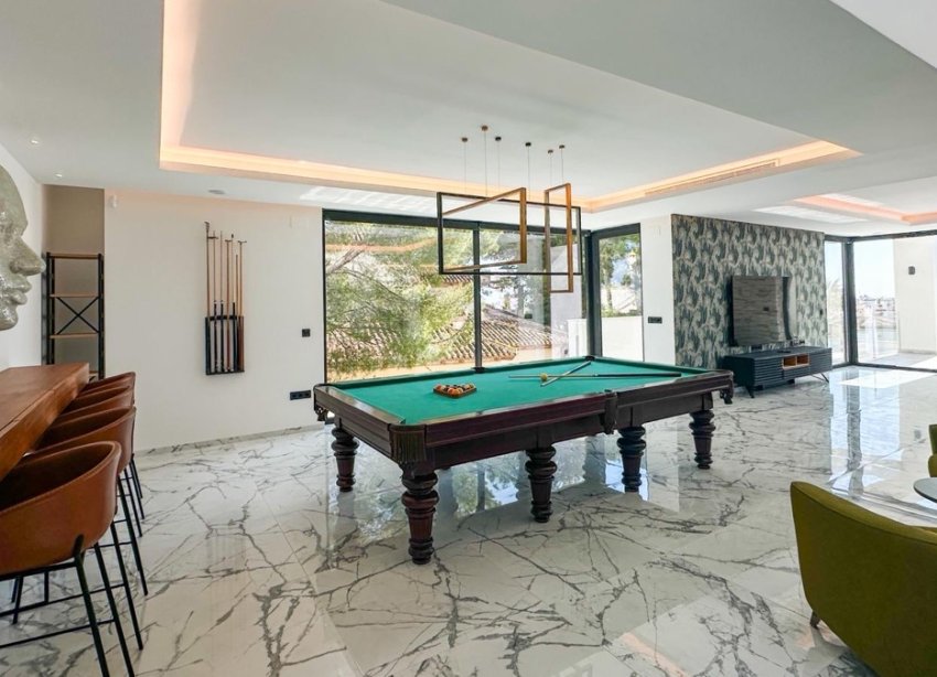 Resale - Villa / House - Orihuela Costa - Villamartín