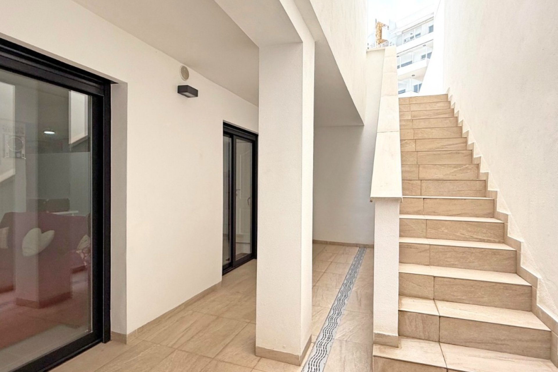 Resale - Villa / House - Orihuela Costa - Villamartín